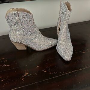 Sparkling Silver Women's Ankle Boots